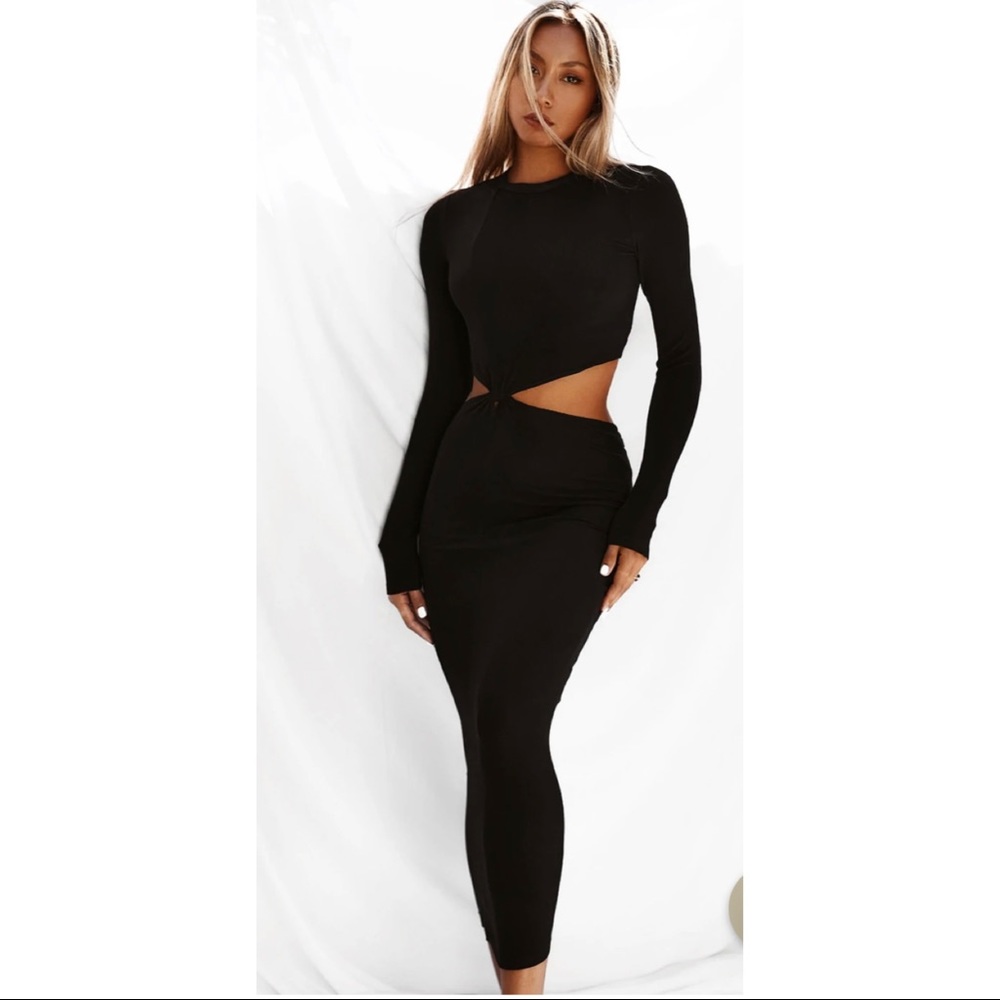 ALL THINGS GOLDEN THE LUXE RIB TWIST DRESS - BLACK